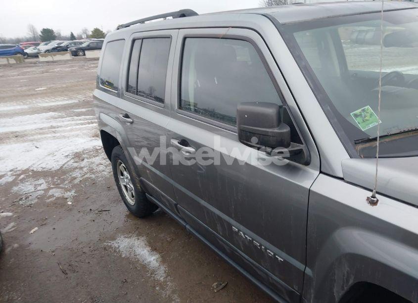 Photo 6 of 2013 Jeep Patriot SPORT (VIN 1C4NJRBB4DD271373)