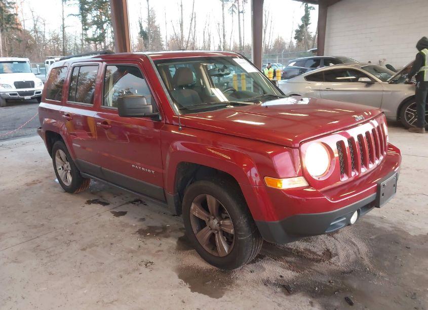 2013 Jeep Patriot SPORT (VIN 1C4NJRBB4DD279697) main photo