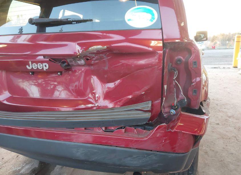 Photo 6 of 2013 Jeep Patriot SPORT (VIN 1C4NJRBB4DD279697)