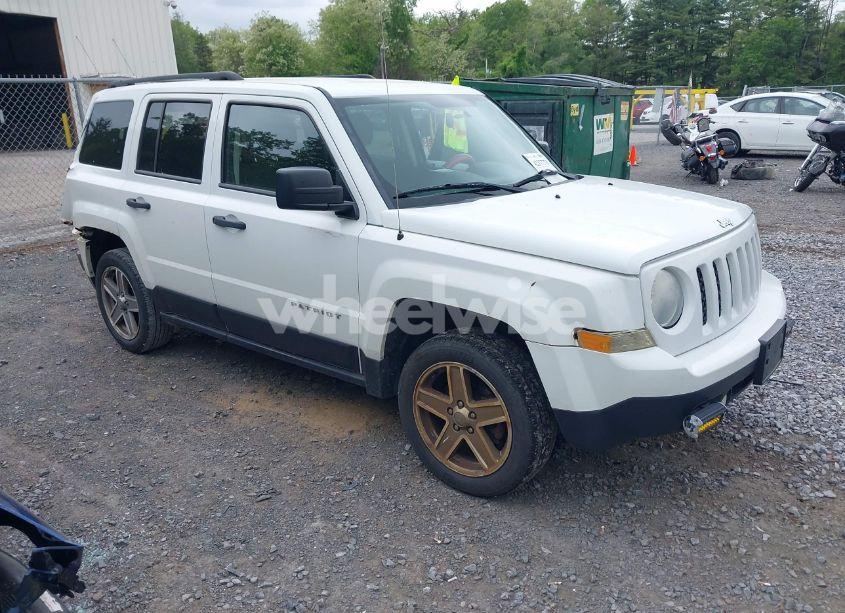 2014 Jeep Patriot SPORT (VIN 1C4NJRBB4ED513192) main photo