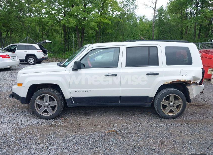 Photo 14 of 2014 Jeep Patriot SPORT (VIN 1C4NJRBB4ED513192)