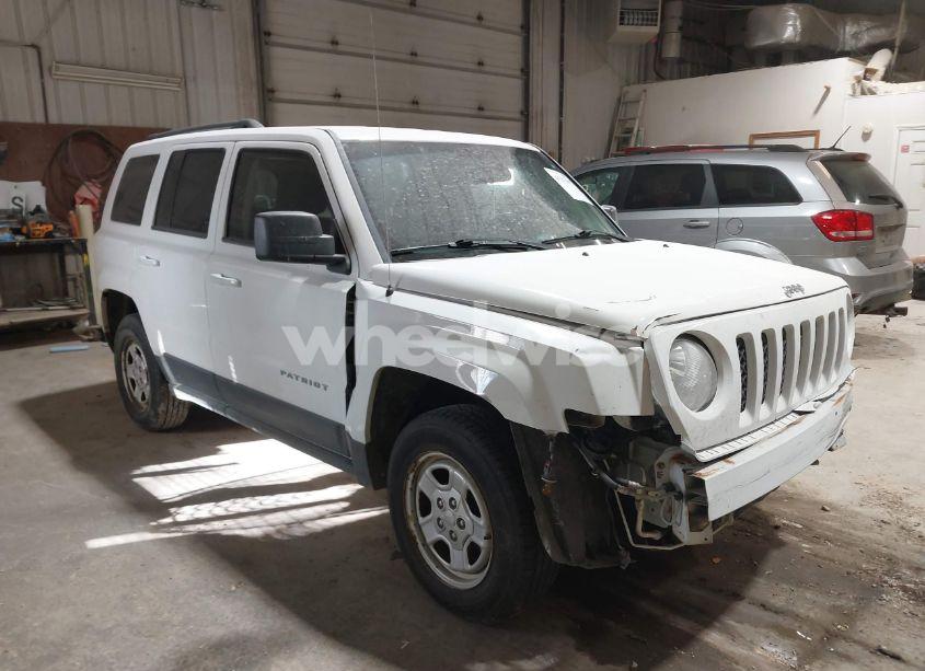 2014 Jeep Patriot SPORT (VIN 1C4NJRBB4ED687828) main photo