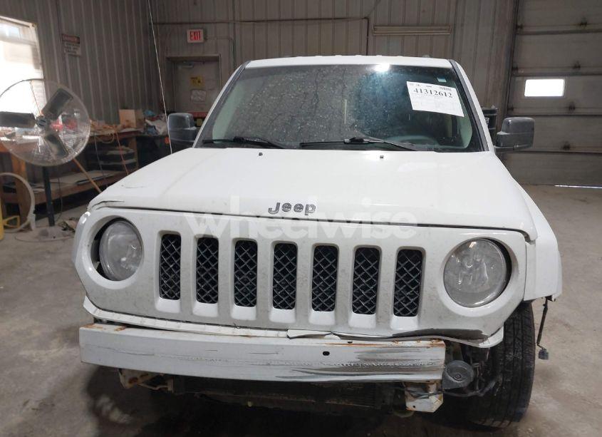 Photo 12 of 2014 Jeep Patriot SPORT (VIN 1C4NJRBB4ED687828)