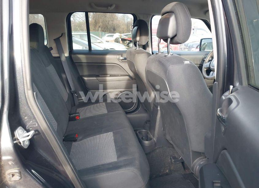 Photo 8 of 2015 Jeep Patriot SPORT (VIN 1C4NJRBB4FD215999)