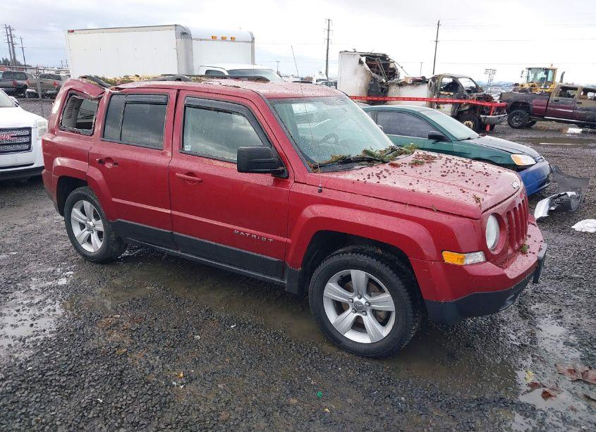 2015 Jeep Patriot SPORT (VIN 1C4NJRBB4FD216697) main photo
