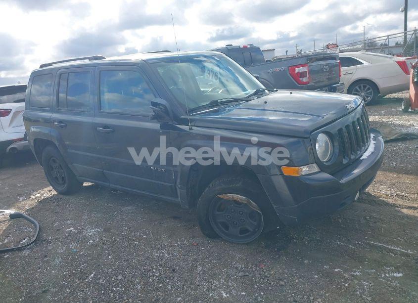2015 Jeep Patriot SPORT (VIN 1C4NJRBB4FD231765) main photo