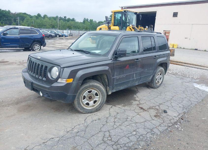 Photo 4 of 2015 Jeep Patriot SPORT (VIN 1C4NJRBB4FD239140)
