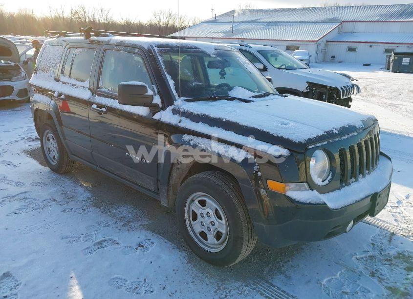2016 Jeep Patriot SPORT (VIN 1C4NJRBB4GD523126) main photo