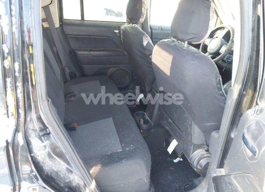 Photo 8 of 2016 Jeep Patriot SPORT (VIN 1C4NJRBB4GD523126)