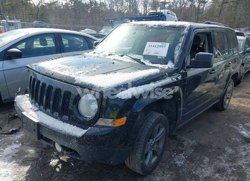 Photo 2 of 2016 Jeep Patriot SPORT SE (VIN 1C4NJRBB4GD587666)