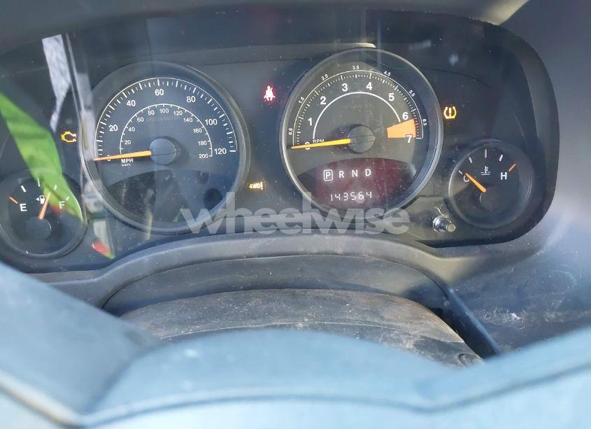 Photo 7 of 2016 Jeep Patriot SPORT (VIN 1C4NJRBB4GD632377)