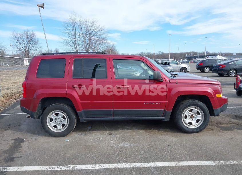 Photo 13 of 2016 Jeep Patriot SPORT (VIN 1C4NJRBB4GD669056)