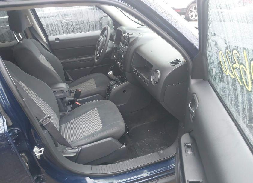 Photo 5 of 2017 Jeep Patriot SPORT 4X4 (VIN 1C4NJRBB4HD138814)