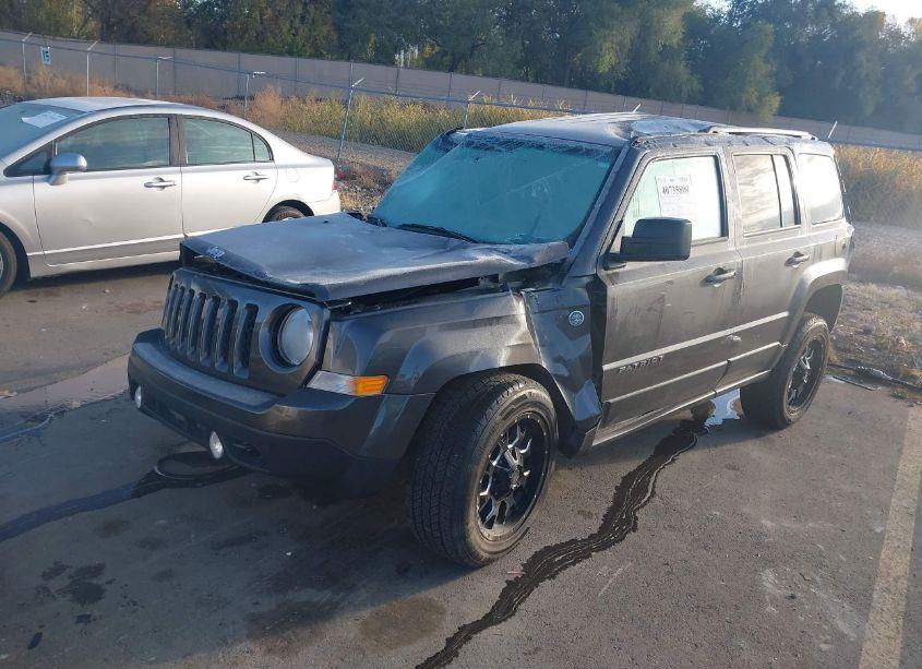 Photo 2 of 2017 Jeep Patriot SPORT 4X4 (VIN 1C4NJRBB4HD212684)