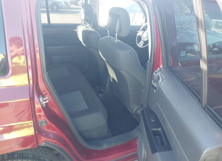 Photo 8 of 2012 Jeep Patriot SPORT (VIN 1C4NJRBB5CD568506)