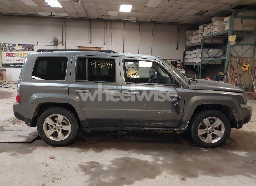 Photo 13 of 2012 Jeep Patriot SPORT (VIN 1C4NJRBB5CD616070)