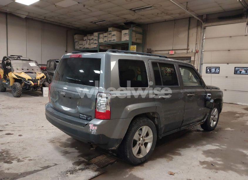 Photo 4 of 2012 Jeep Patriot SPORT (VIN 1C4NJRBB5CD616070)