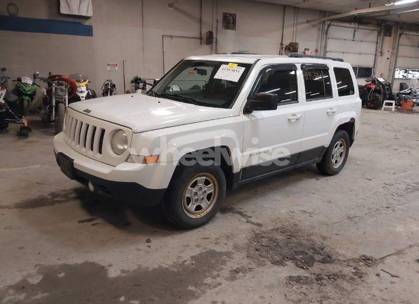 Photo 2 of 2012 Jeep Patriot SPORT (VIN 1C4NJRBB5CD650056)