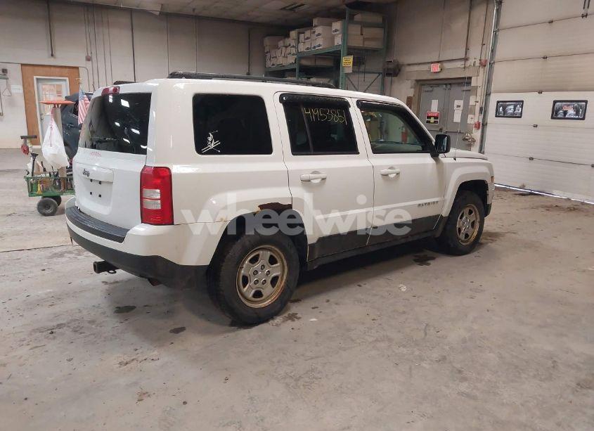 Photo 4 of 2012 Jeep Patriot SPORT (VIN 1C4NJRBB5CD650056)