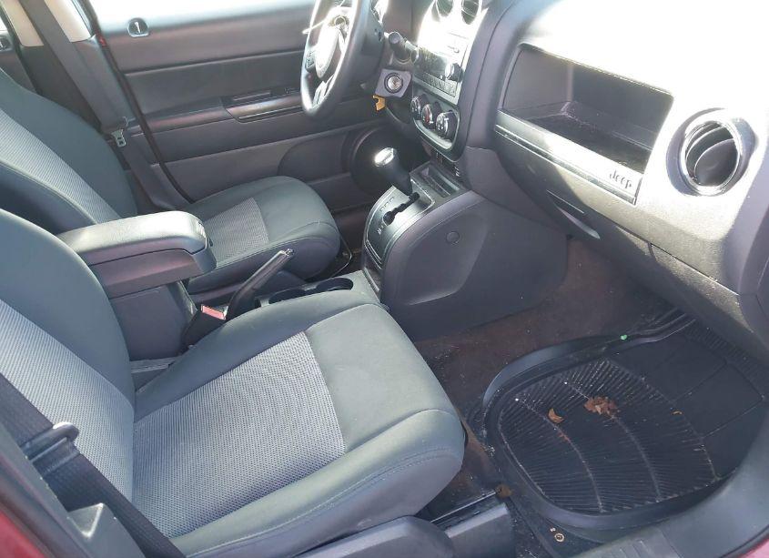 Photo 5 of 2013 Jeep Patriot SPORT (VIN 1C4NJRBB5DD212591)