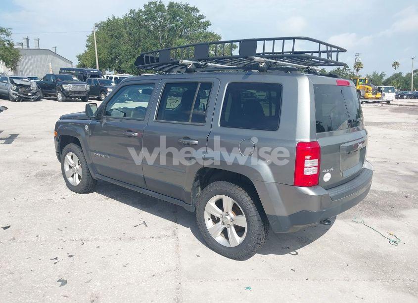 Photo 3 of 2013 Jeep Patriot SPORT (VIN 1C4NJRBB5DD254095)
