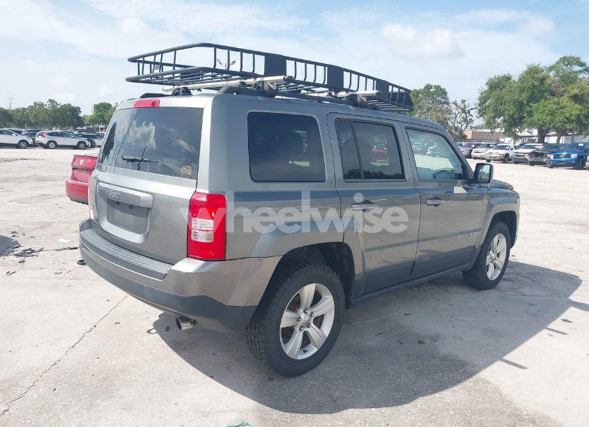 Photo 4 of 2013 Jeep Patriot SPORT (VIN 1C4NJRBB5DD254095)