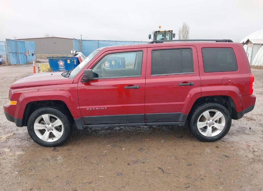 Photo 15 of 2014 Jeep Patriot SPORT (VIN 1C4NJRBB5ED509488)