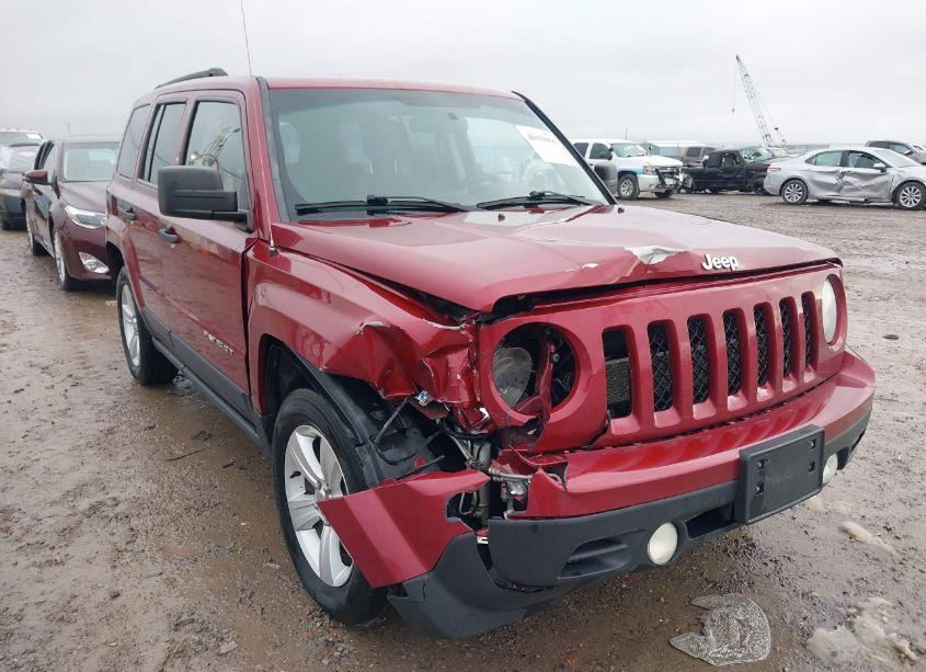 Photo 6 of 2014 Jeep Patriot SPORT (VIN 1C4NJRBB5ED509488)