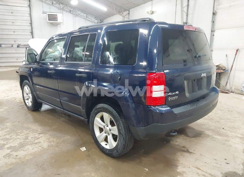 Photo 3 of 2014 Jeep Patriot SPORT (VIN 1C4NJRBB5ED546394)