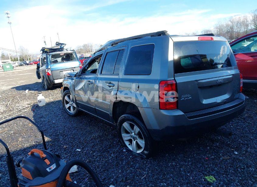Photo 3 of 2014 Jeep Patriot SPORT (VIN 1C4NJRBB5ED574695)