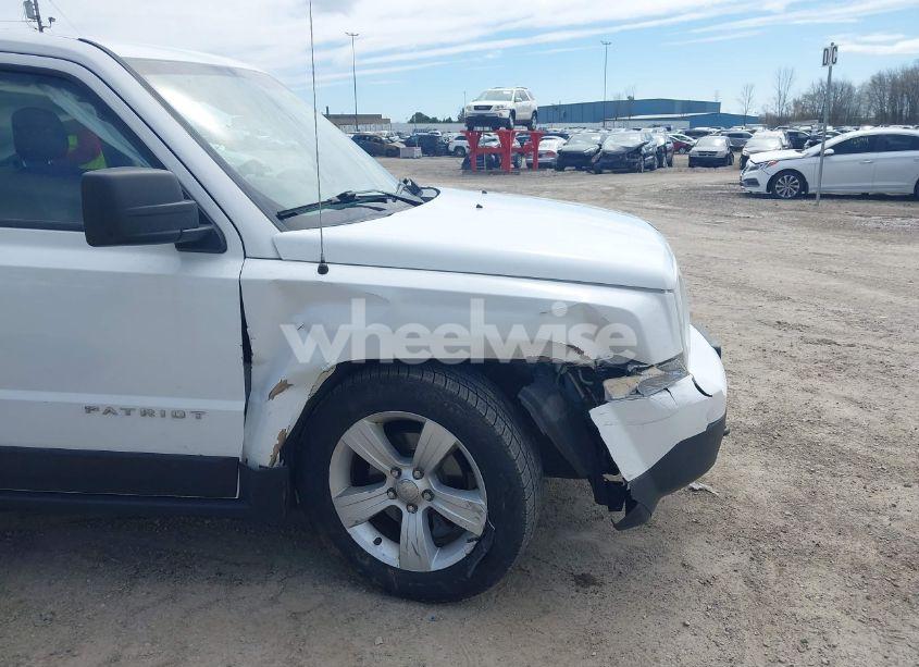 Photo 6 of 2014 Jeep Patriot SPORT (VIN 1C4NJRBB5ED778512)