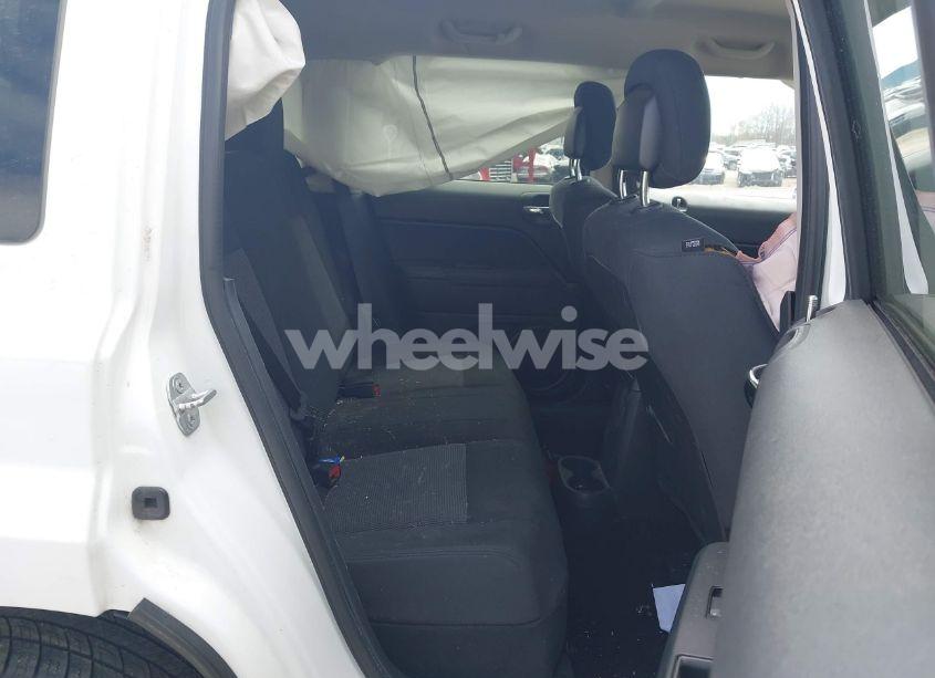 Photo 8 of 2014 Jeep Patriot SPORT (VIN 1C4NJRBB5ED778512)