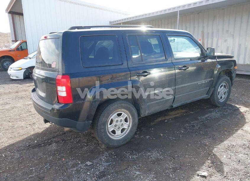 Photo 4 of 2014 Jeep Patriot SPORT (VIN 1C4NJRBB5ED841625)
