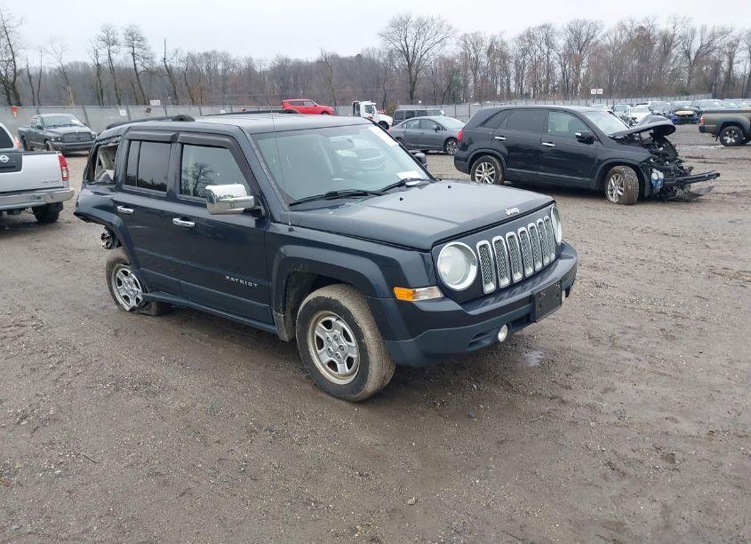2014 Jeep Patriot SPORT (VIN 1C4NJRBB5ED924763) main photo