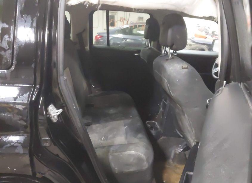 Photo 8 of 2015 Jeep Patriot SPORT (VIN 1C4NJRBB5FD135210)