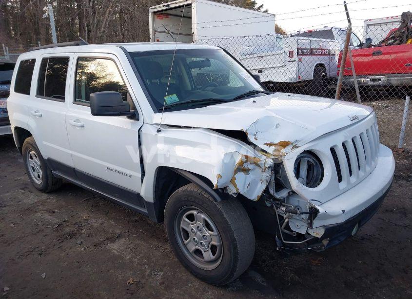 2015 Jeep Patriot SPORT (VIN 1C4NJRBB5FD257050) main photo