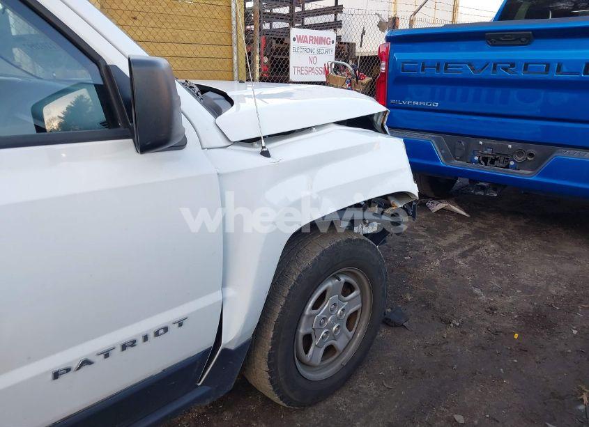 Photo 13 of 2015 Jeep Patriot SPORT (VIN 1C4NJRBB5FD257050)