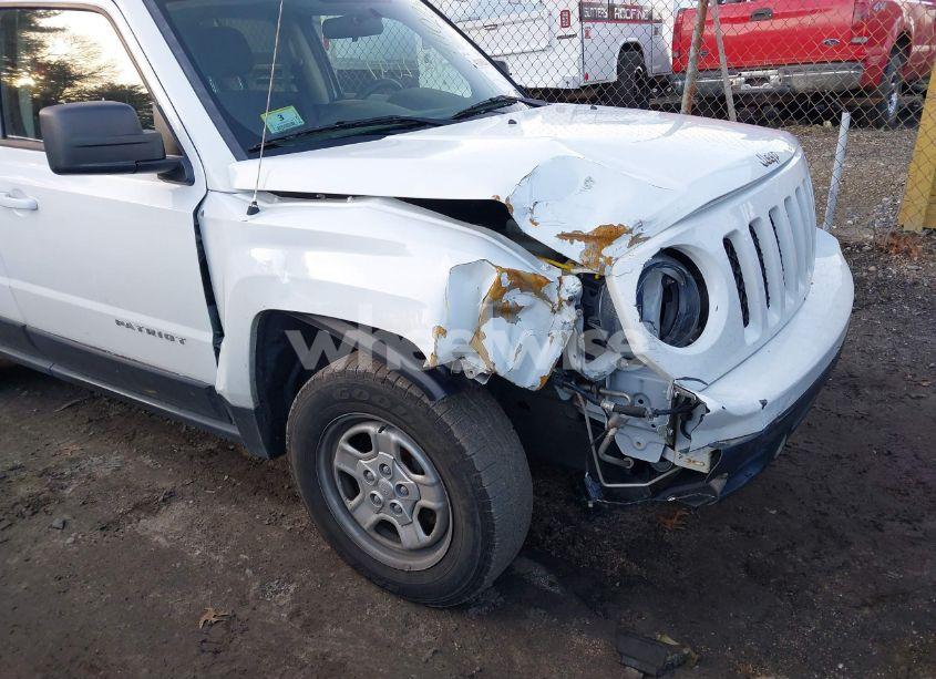 Photo 6 of 2015 Jeep Patriot SPORT (VIN 1C4NJRBB5FD257050)