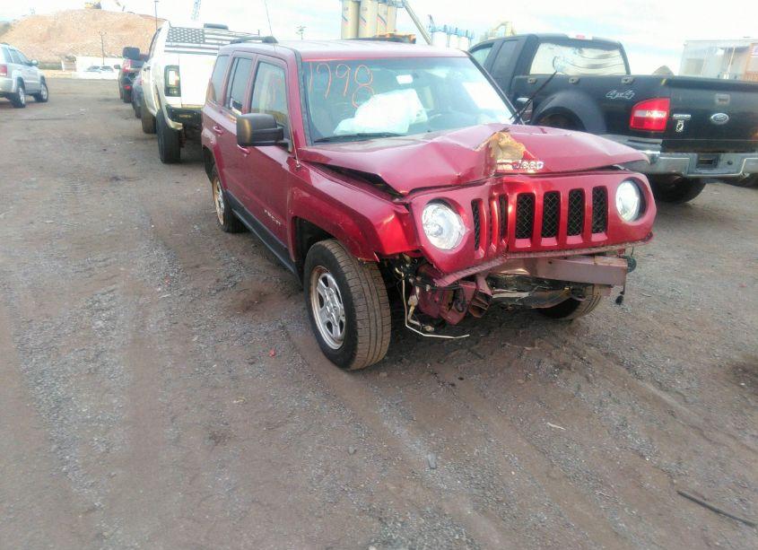 2015 Jeep Patriot SPORT (VIN 1C4NJRBB5FD381822) main photo