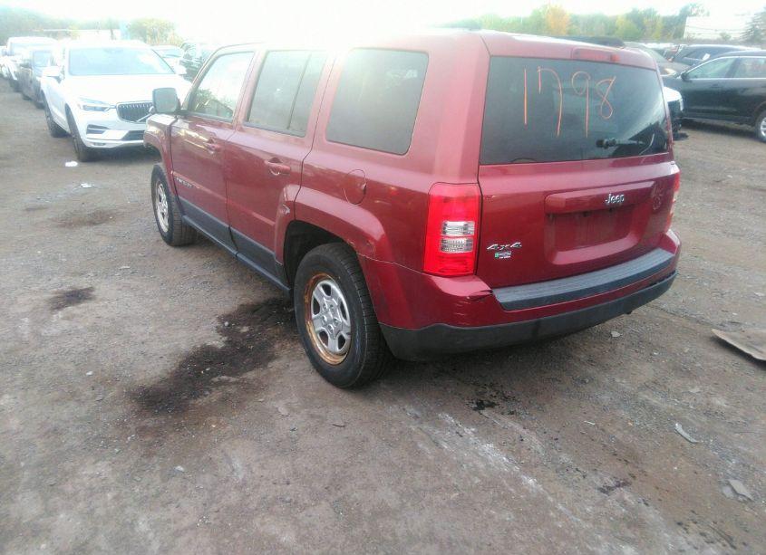 Photo 3 of 2015 Jeep Patriot SPORT (VIN 1C4NJRBB5FD381822)