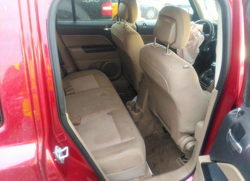 Photo 8 of 2015 Jeep Patriot SPORT (VIN 1C4NJRBB5FD381822)