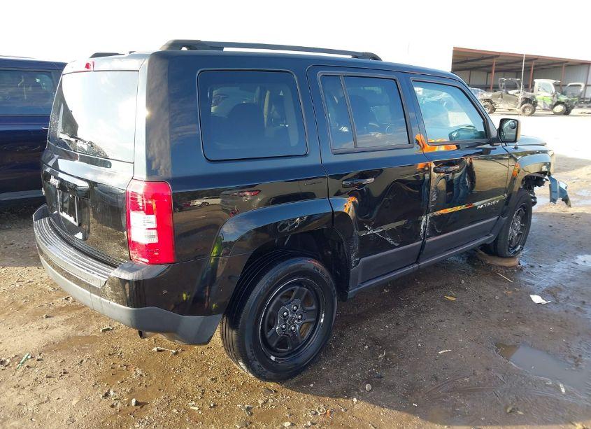 Photo 4 of 2015 Jeep Patriot SPORT (VIN 1C4NJRBB5FD382548)