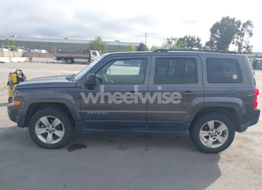 Photo 14 of 2016 Jeep Patriot SPORT (VIN 1C4NJRBB5GD546480)