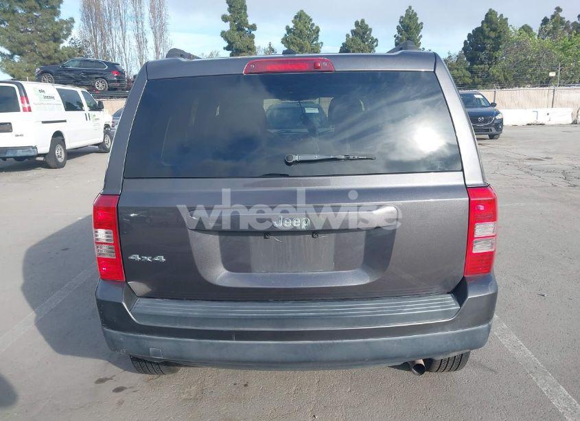 Photo 16 of 2016 Jeep Patriot SPORT (VIN 1C4NJRBB5GD546480)