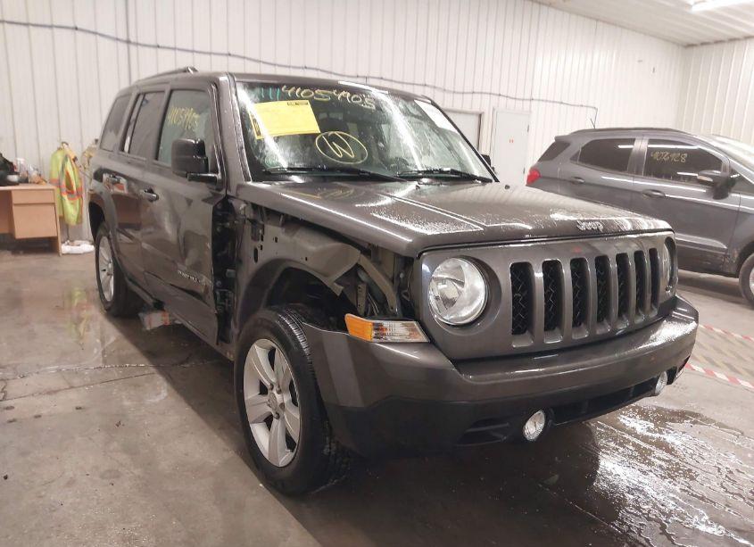 2016 Jeep Patriot SPORT (VIN 1C4NJRBB5GD558967) main photo