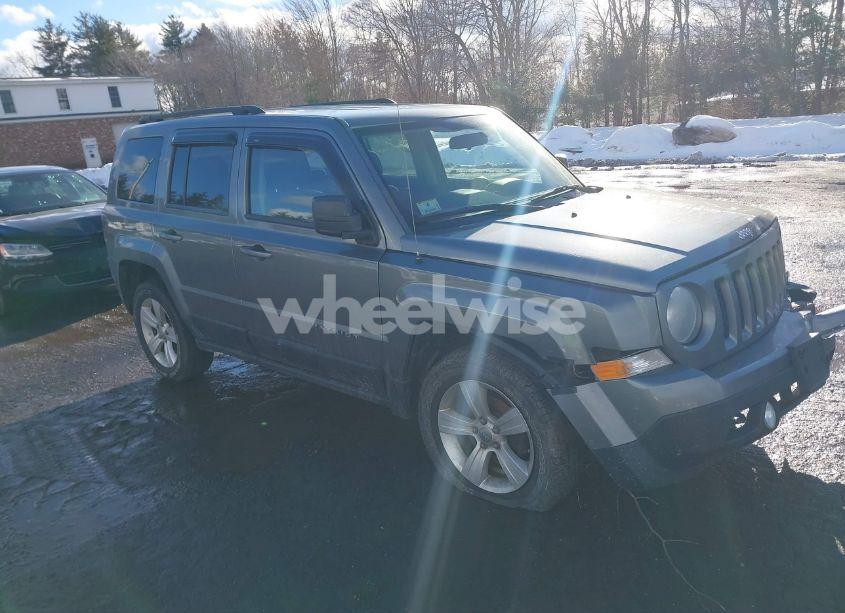 2012 Jeep Patriot SPORT (VIN 1C4NJRBB6CD624422) main photo
