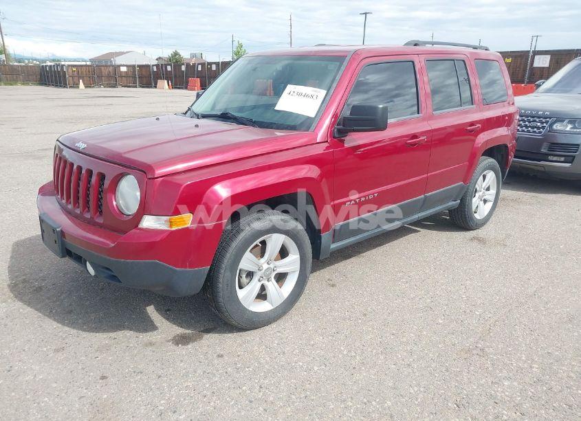 Photo 2 of 2013 Jeep Patriot SPORT (VIN 1C4NJRBB6DD129381)
