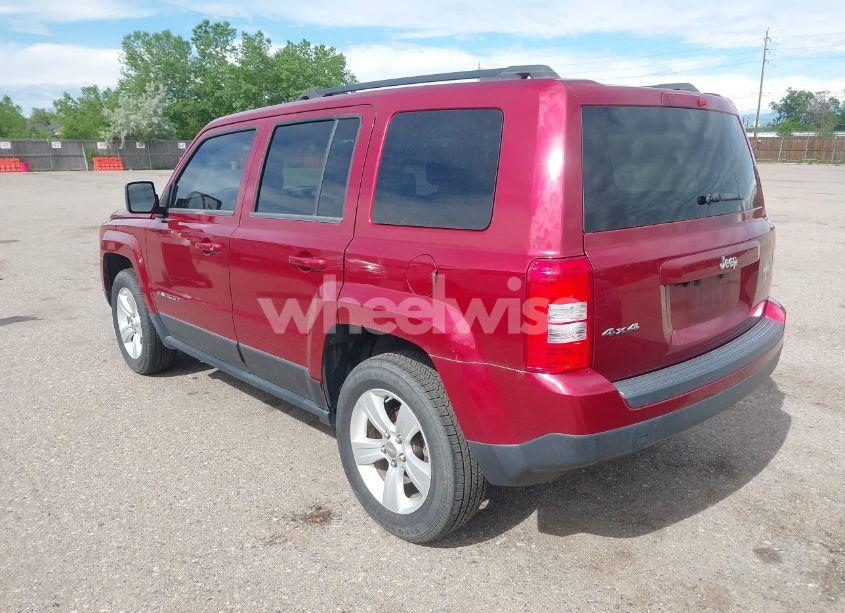 Photo 3 of 2013 Jeep Patriot SPORT (VIN 1C4NJRBB6DD129381)