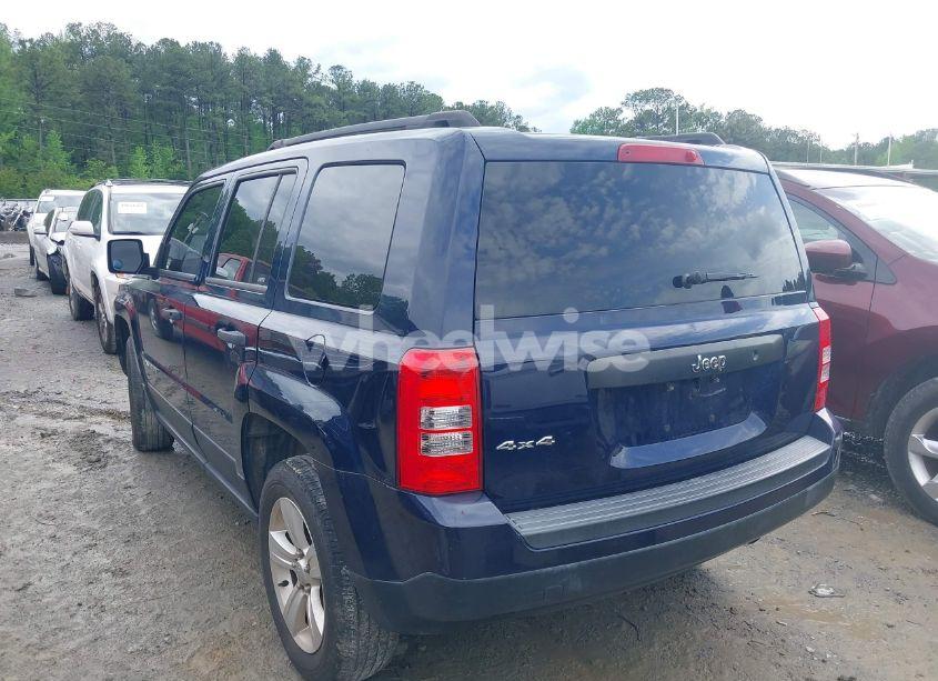 Photo 3 of 2013 Jeep Patriot SPORT (VIN 1C4NJRBB6DD261489)
