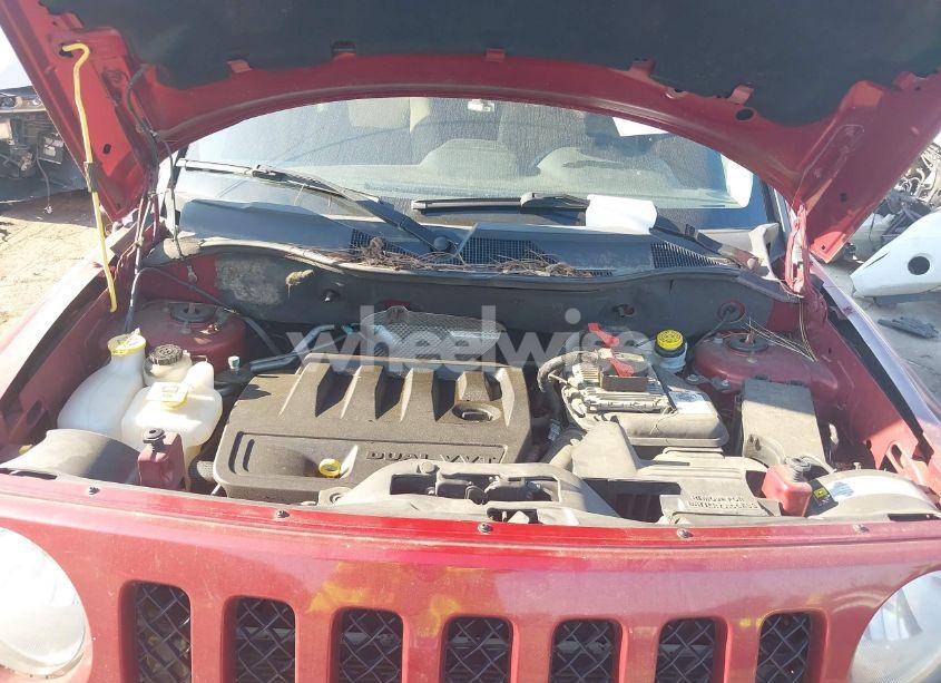 Photo 10 of 2013 Jeep Patriot SPORT (VIN 1C4NJRBB6DD261525)